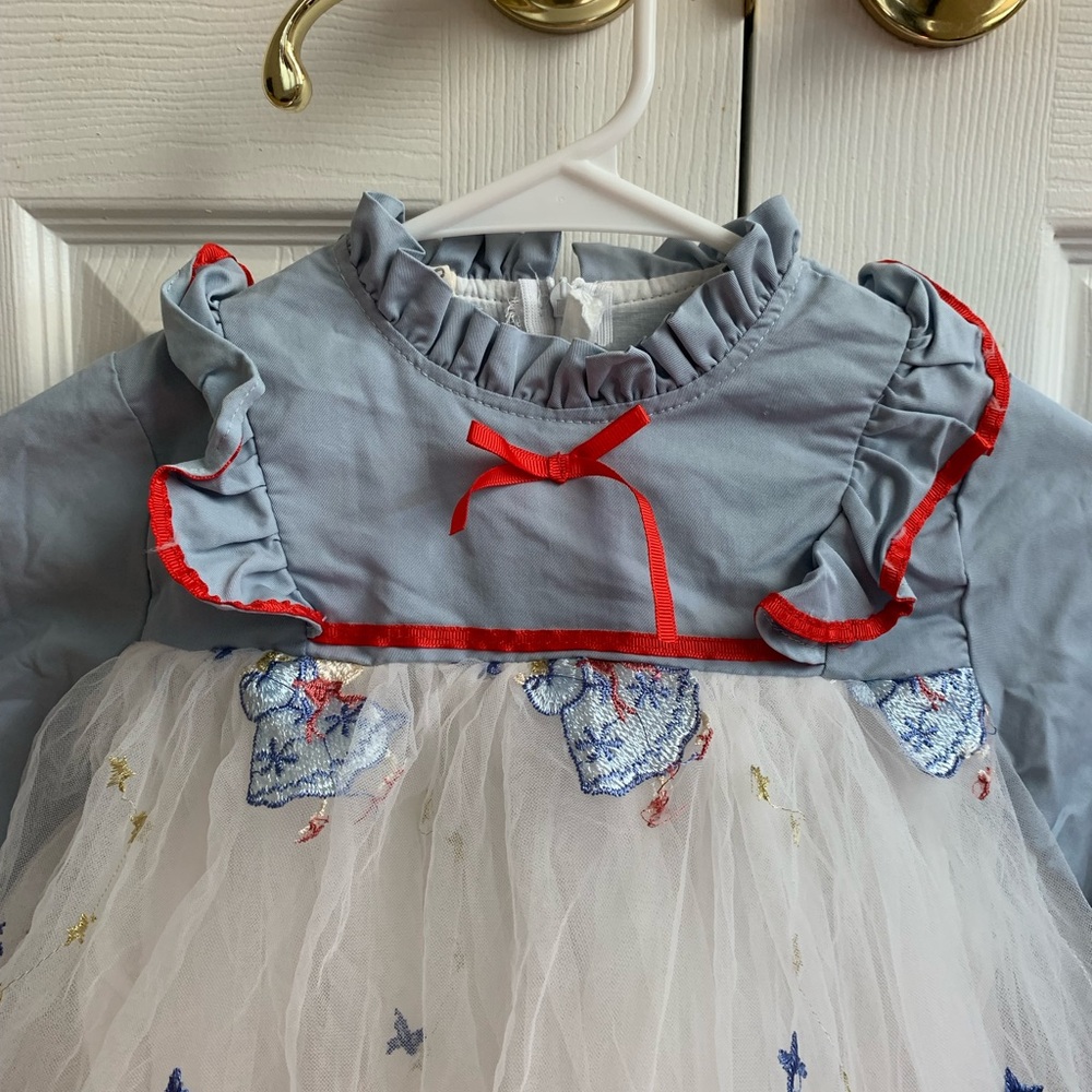 Dress - Picture 2 of 6